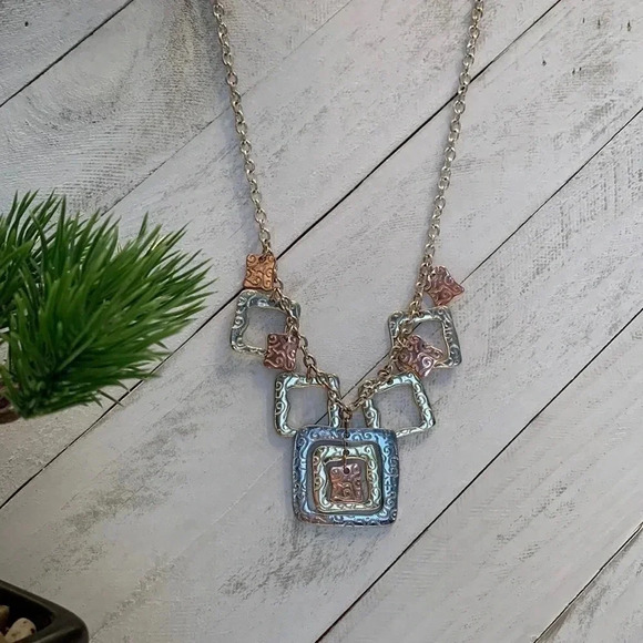 Tri  Metal Necklace - Picture 1 of 3